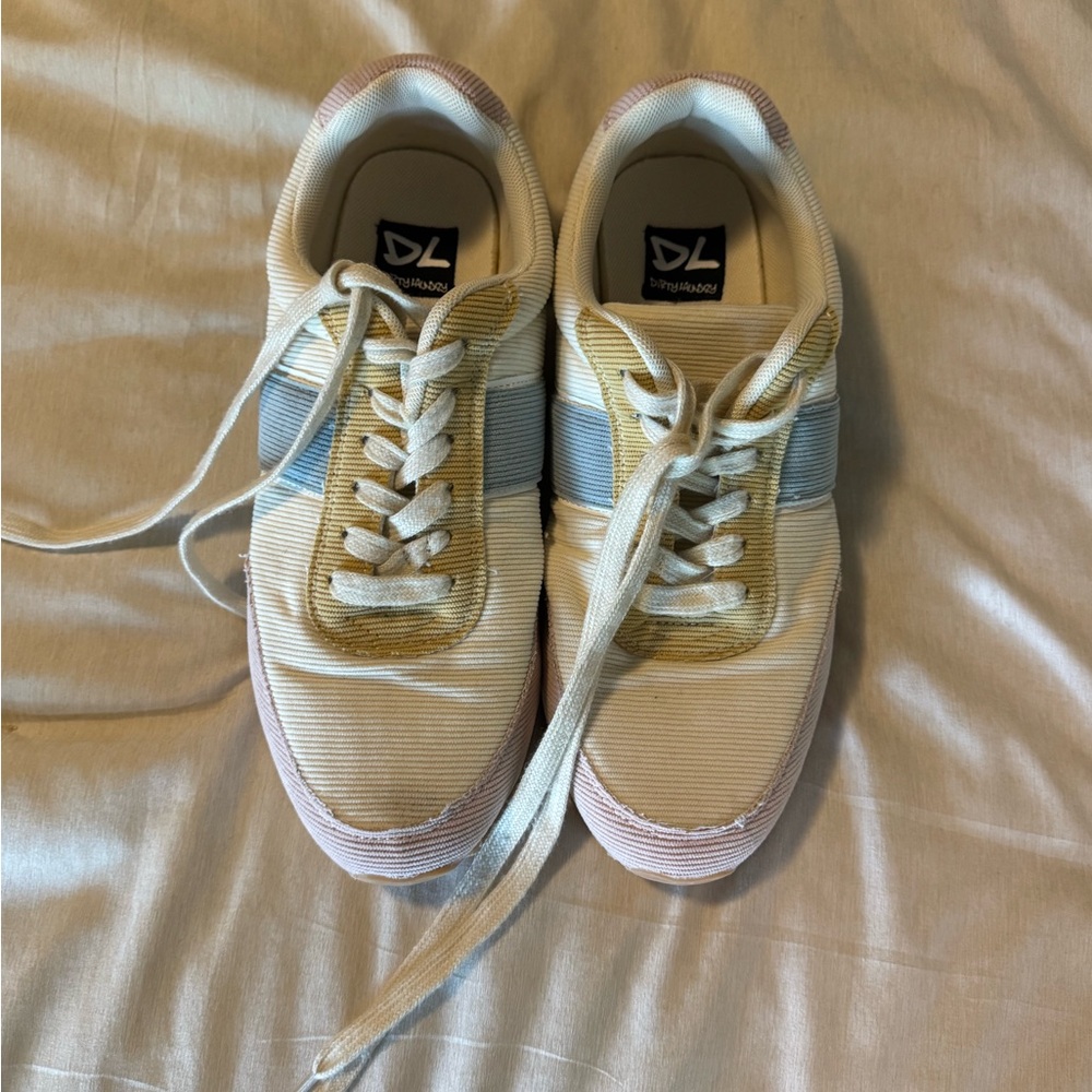 Dirty Laundry Women's Athletic Shoes